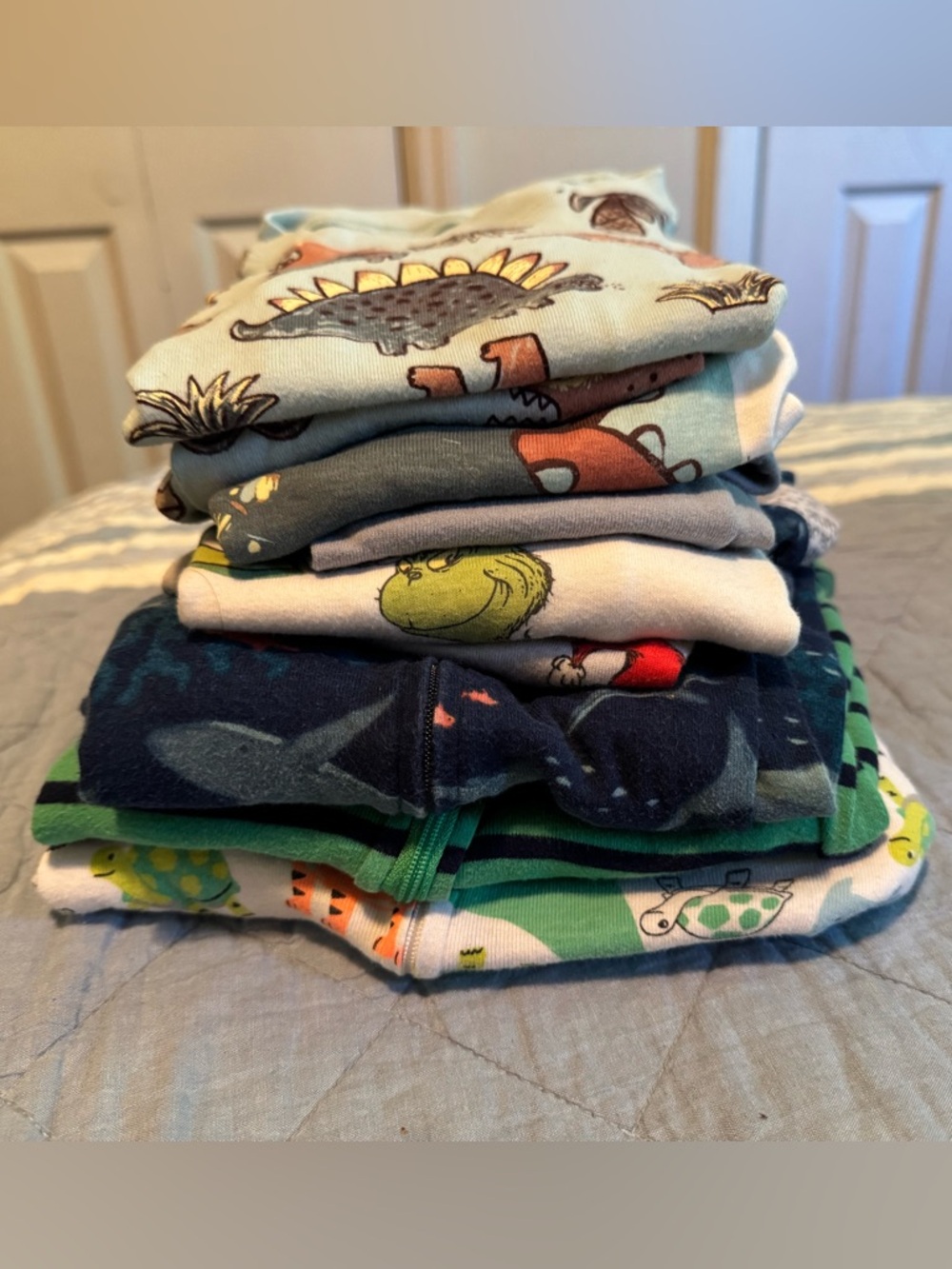 Stack of Kids Pajama Tops with Dino & Grinch Prints - Multi-Color size 5T